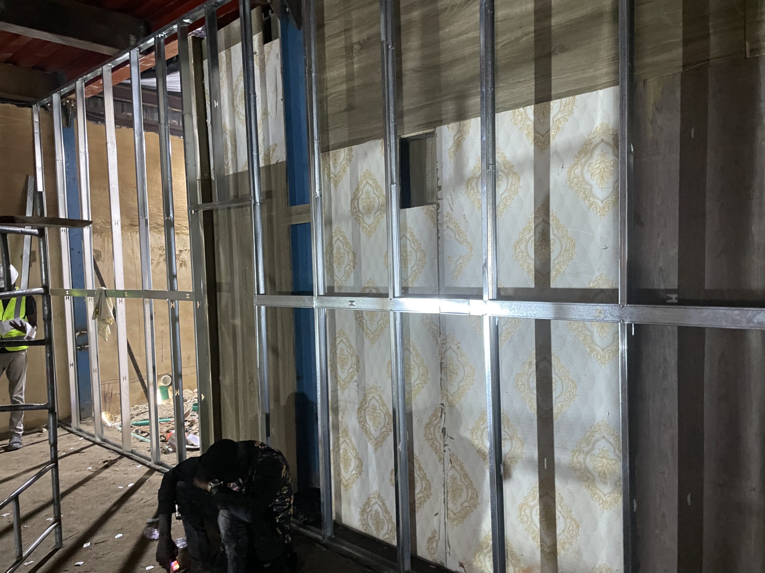 internal partitioning walls