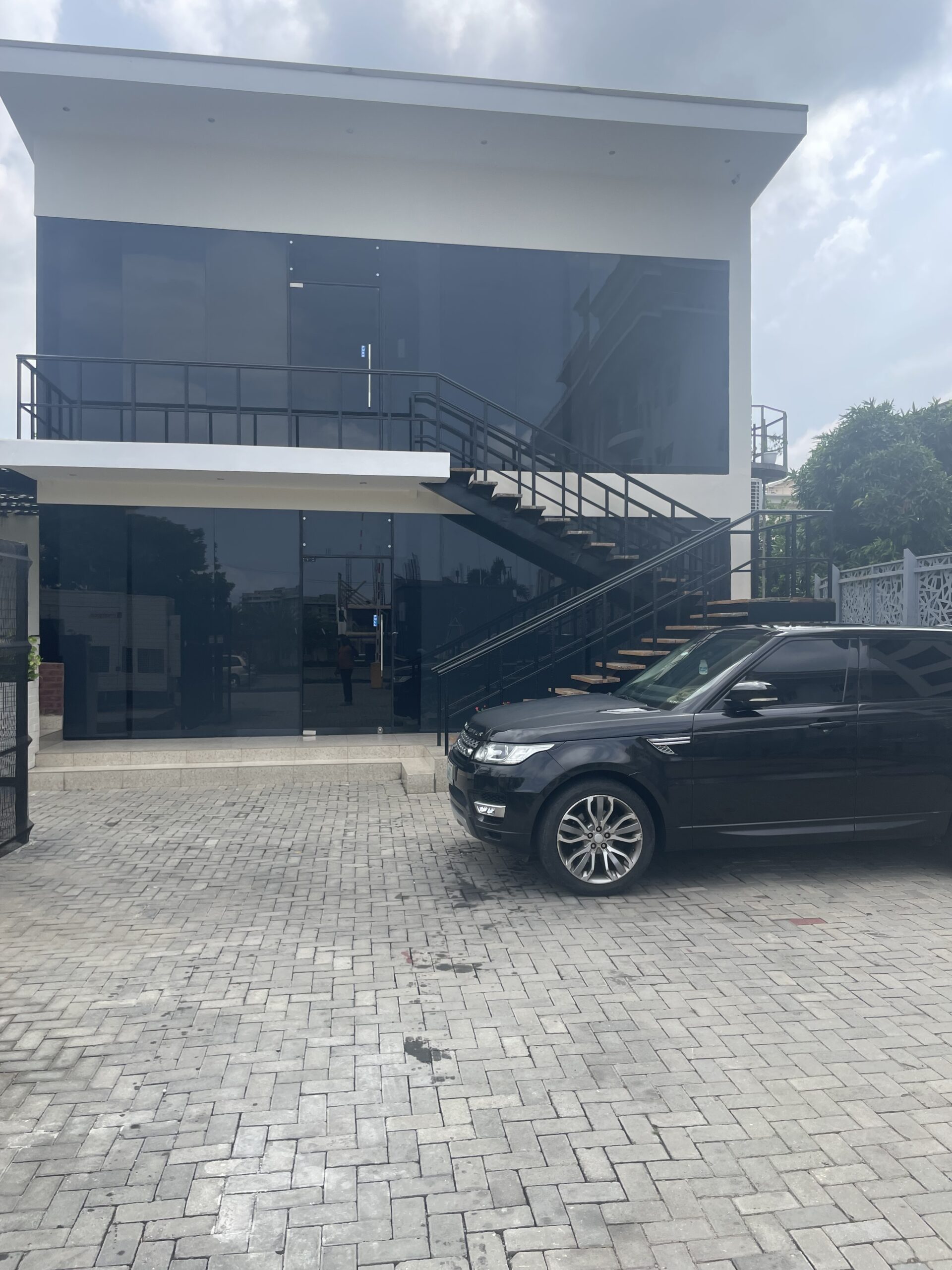 office building in dry construction